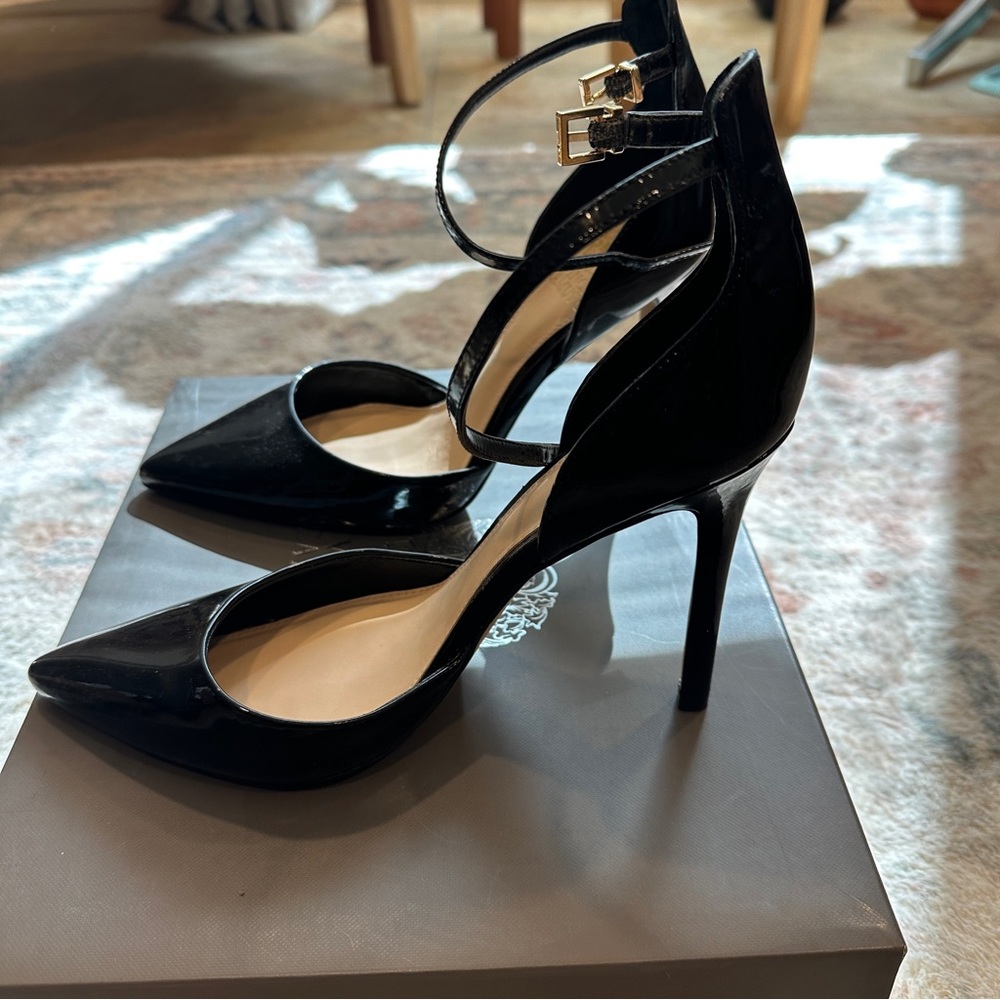 Vince Camuto parent leather heels